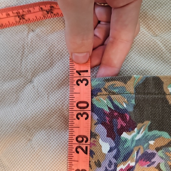 Vintage Floral Jeans - Picture 6 of 6